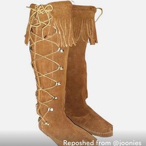Minnetonka Brown Fringe Moccasin Boots